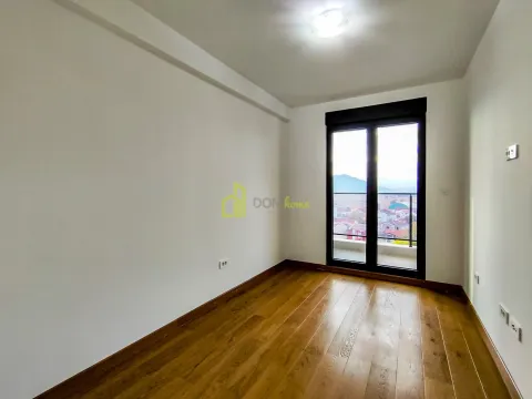 Izdavanje, dvosoban stan, 69m², Tološka šuma, Podgorica - image 11