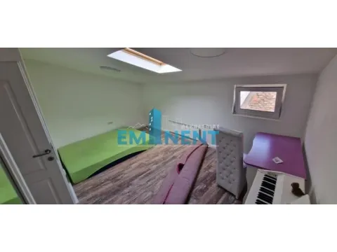 Izdavanje, četvorosoban stan, 81m², Savski Venac, Beograd - image 7