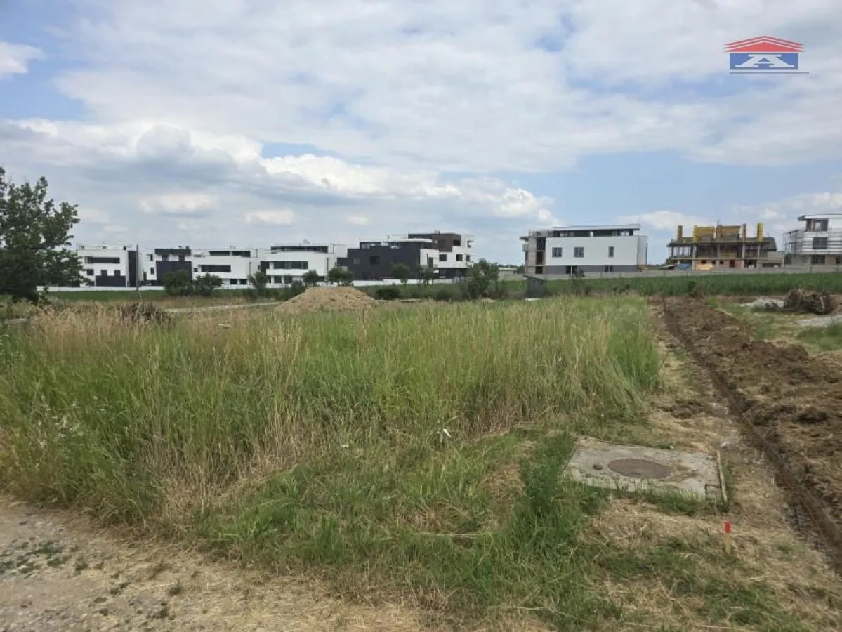 Prodaja, plac, 606m², Petrovaradin, Novi Sad