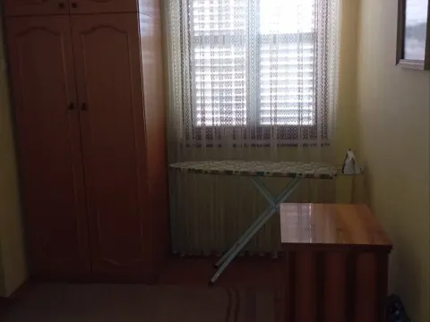Izdavanje, dvosoban stan, 75m², Gintaš, Podgorica - image 13