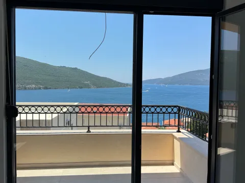 Prodaja, jednosoban stan, 44m², Kumbor, Herceg Novi - image 1