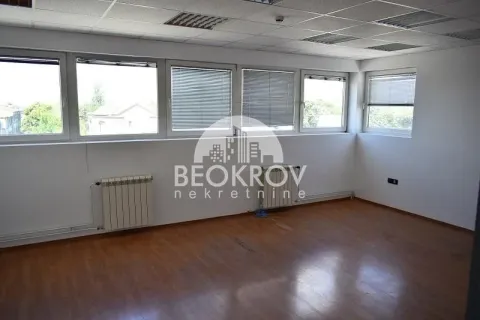 Rent, office space, 216m², Zemun Cara Dušana, Zemun Sve Podlokacije - image 4