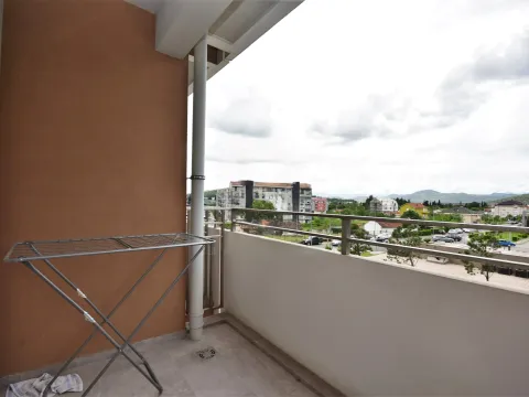 Rent, one bedroom apartment, 50m², Central Point, Podgorica - image 9