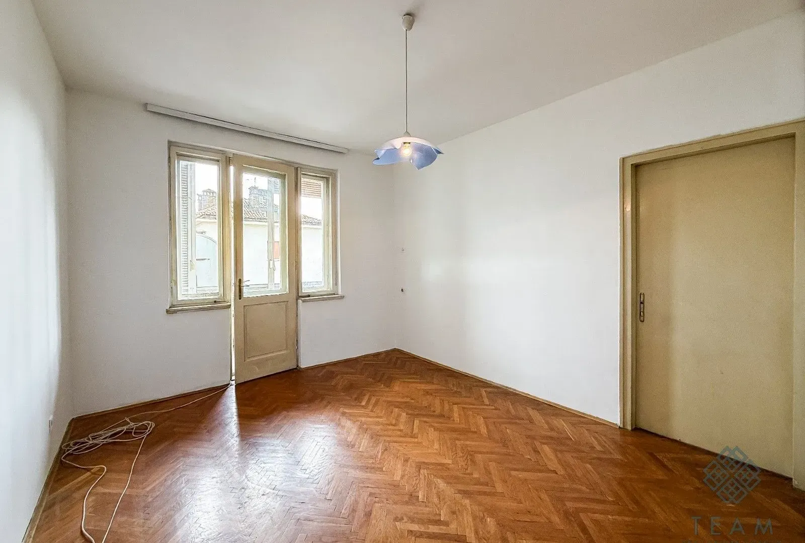 Prodaja, dvosoban stan, 90m², Centar, Podgorica