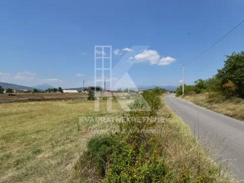 Zemljište in Dajbabe