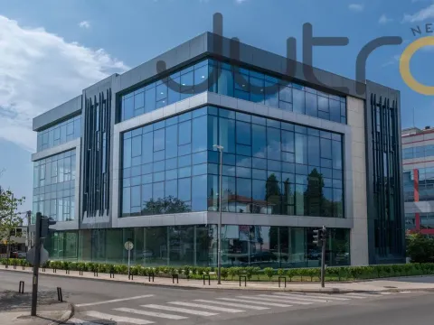 Rent, office space, 2542m², Podgorica, Crna Gora - image 20