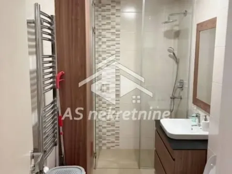 Rent, two bedroom apartment, 55m², Južni Bulevar, Vračar Sve Podlokacije - image 11