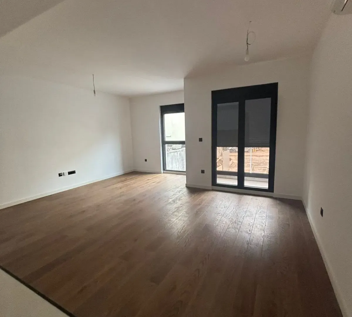 Prodaja, jednosoban stan, 54m², Centar, Podgorica