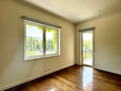 Prodaja, trosoban stan, 223m², Porto Montenegro, Tivat - image 13