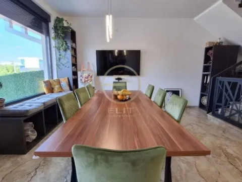 Prodaja, stan, 145m², Sremska Kamenica, Petrovaradin - image 10