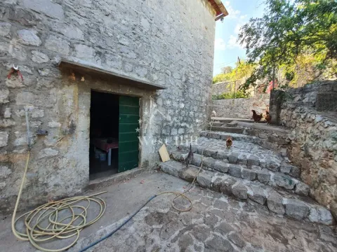 Prodaja, kuća, 238m², Rose, Herceg Novi - image 11
