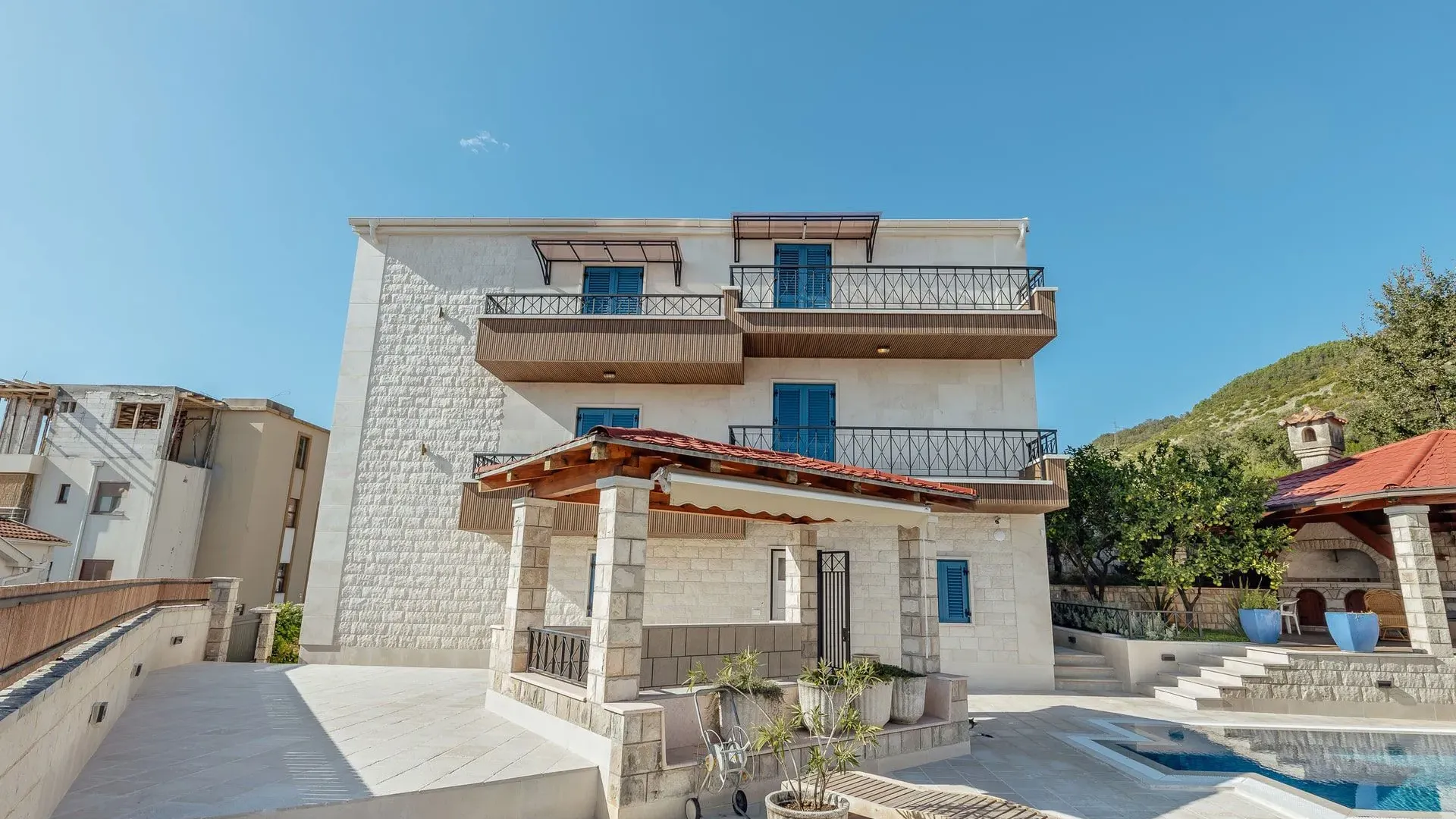 Prodaja, kuća, 240m², Kava, Tivat
