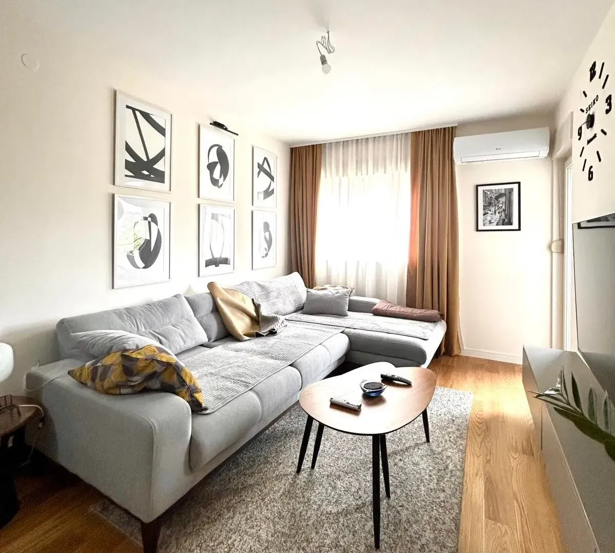 Rent, one bedroom apartment, 47m², Central Point, Podgorica