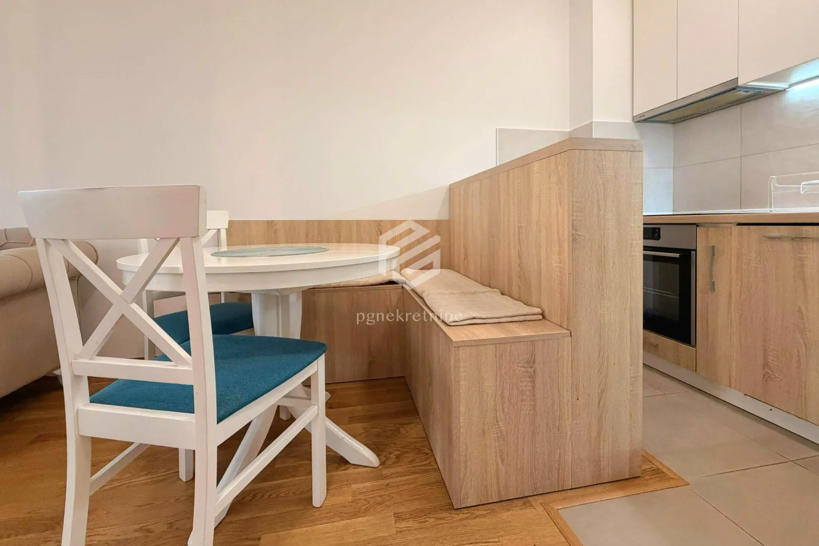 Rent, one bedroom apartment, 43m², City Kej, Podgorica