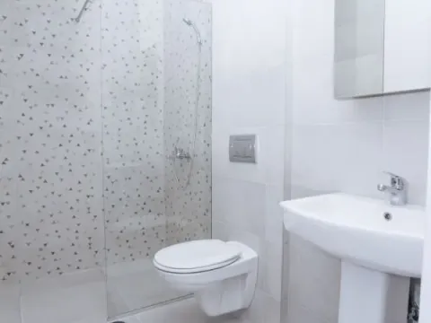 Sale, one bedroom apartment, 53m², Tivat, Crna Gora - image 11