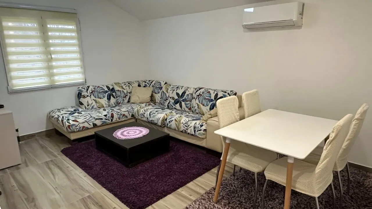 Izdavanje, dvosoban stan, 65m², Donja Gorica, Podgorica