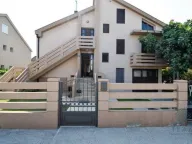 Prodaja, kuća, 300m², Stari Aerodrom, Podgorica - image 16