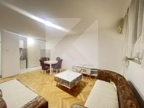 Izdavanje, dvosoban stan, 65m², Zabjelo, Podgorica - image 3