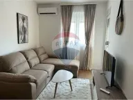 Izdavanje, jednosoban stan, 44m², Pobrežje, Podgorica - image 1