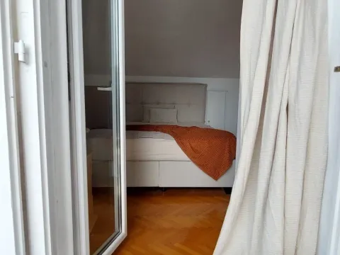 Rent, one bedroom apartment, 45m², Dobrota, Kotor - image 6