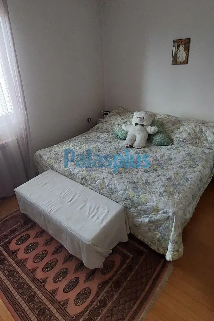 Prodaja, kuća, 337m², Stara Lipovica, Barajevo