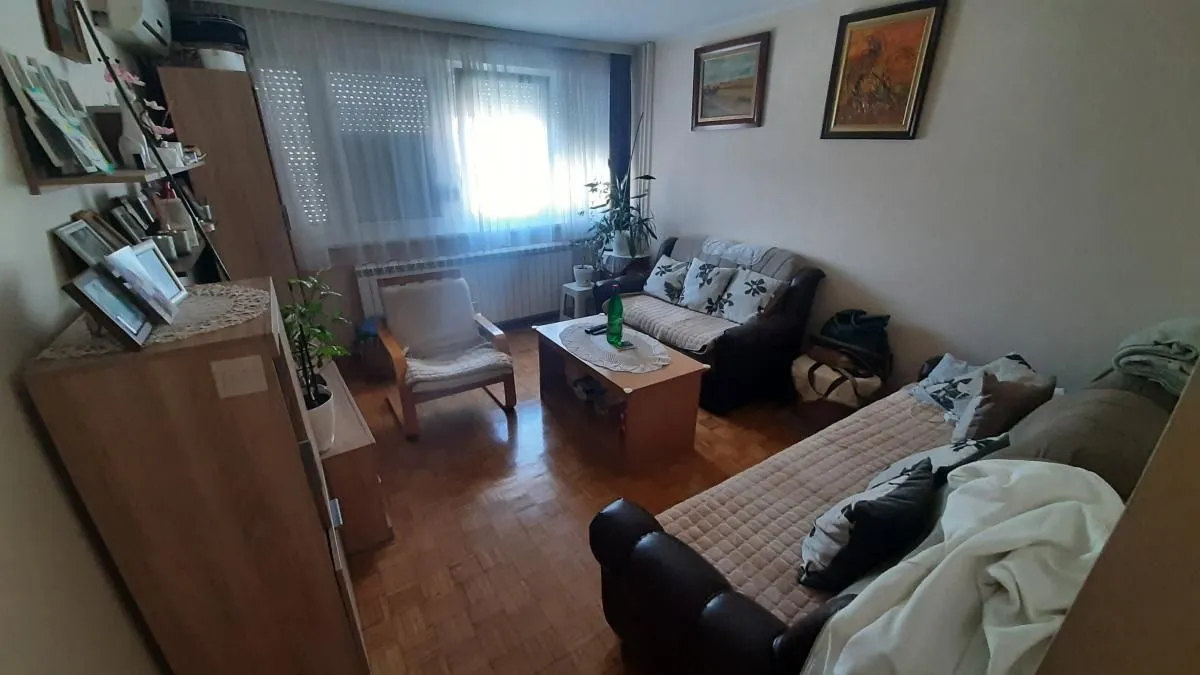 Prodaja, dvosoban stan, 50m², Bulevar Oslobodjenja, Novi Sad Sve Podlokacije
