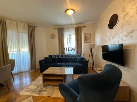 Izdavanje, jednosoban stan, 43m², Stari Aerodrom, Podgorica - image 13