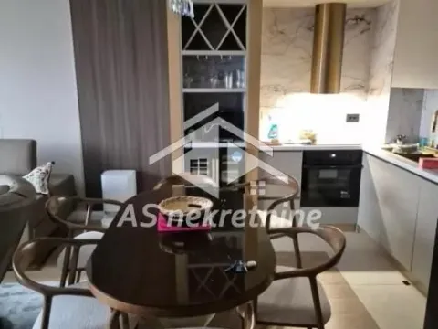 Izdavanje, trosoban stan, 76m², Savski Venac, Beograd - image 5