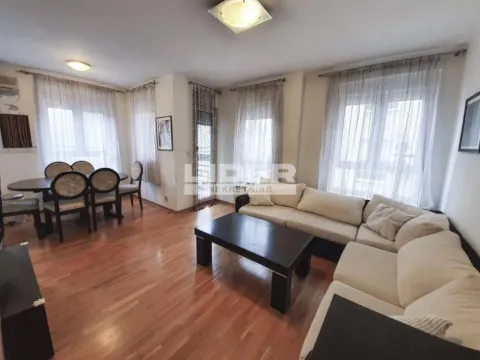 Prodaja, trosoban stan, 57m², Južni Bulevar, Vračar Sve Podlokacije - image 2