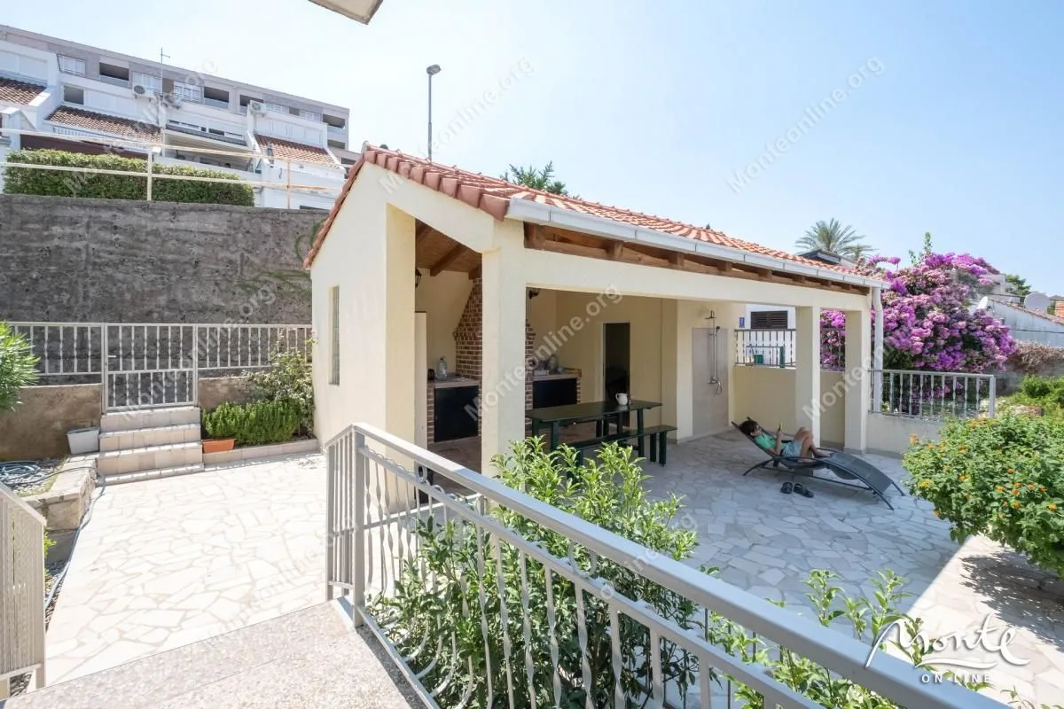 Prodaja, kuća, 147m², Krašići, Tivat