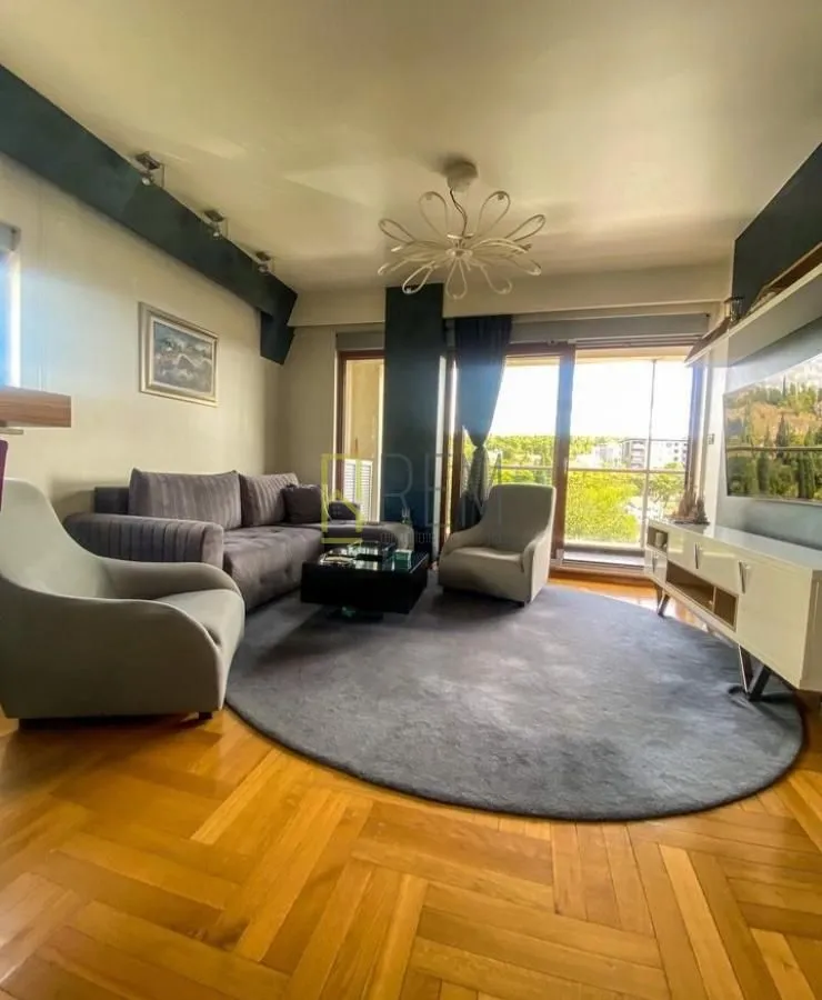 Izdavanje, dvosoban stan, 80m², Preko Morače, Podgorica