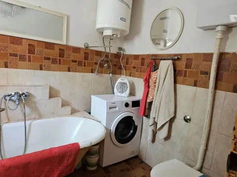 Prodaja, kuća, 163m², Stara Pazova, Srbija - image 9