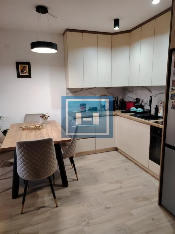 Izdavanje, dvosoban stan, 46m², Centar, Paraćin