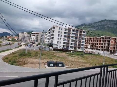 Rent, one bedroom apartment, 50m², Šušanj, Bar - image 2