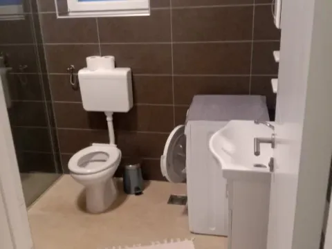 Izdavanje, jednosoban stan, 40m², Veternik, Novi Sad Sve Podlokacije - image 4