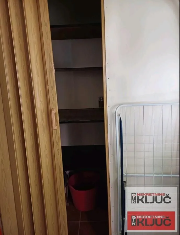 Izdavanje, jednosoban stan, 40m², Grbavica, Novi Sad Sve Podlokacije