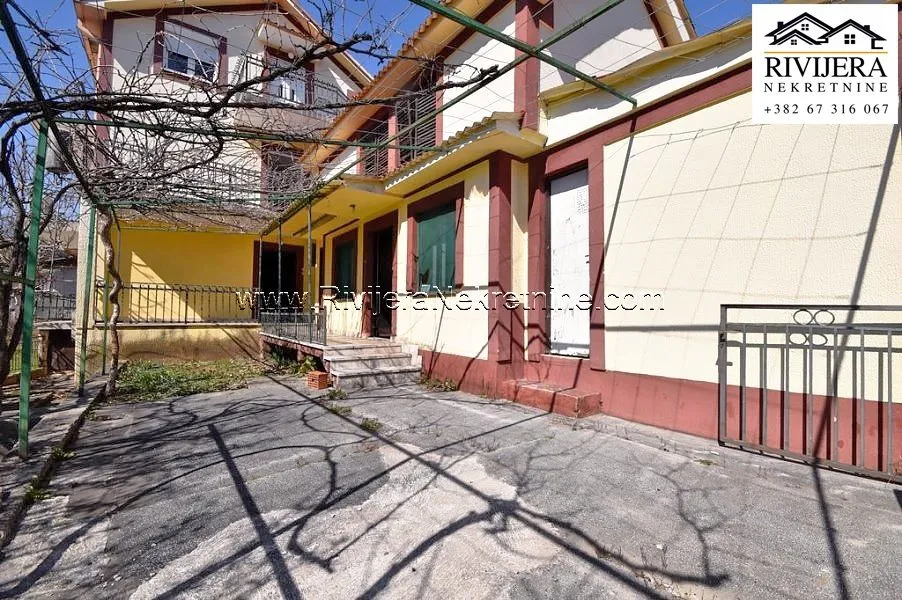 Prodaja, kuća, 250m², Topla, Herceg Novi