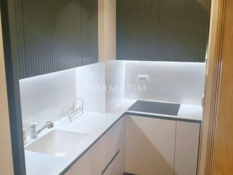 Rent, three bedroom apartment, 76m², Južni Bulevar, Vračar Sve Podlokacije - image 8