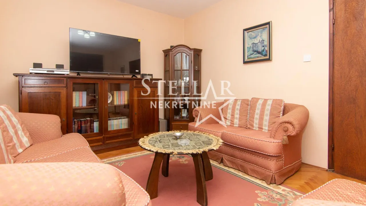 Izdavanje, kuća, 120m², Zagorič, Podgorica