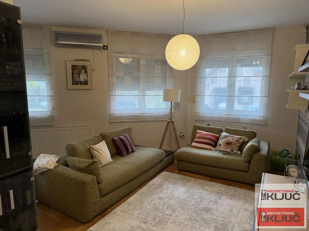 Prodaja, trosoban stan, 67m², Grbavica, Novi Sad Sve Podlokacije