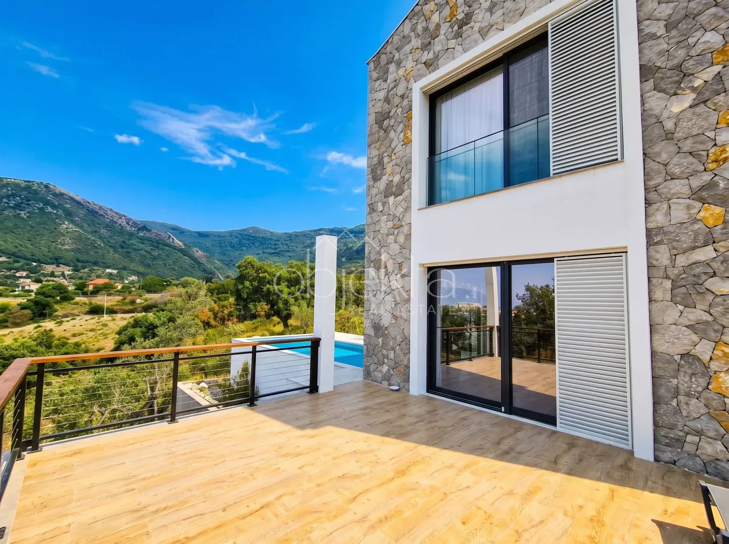 Rent, house, 199m², Kotor, Crna Gora