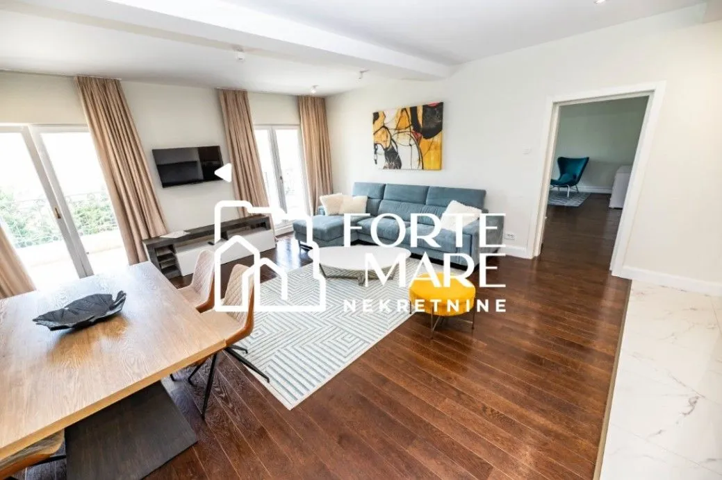Prodaja, trosoban stan, 179m², Đenovići, Herceg Novi