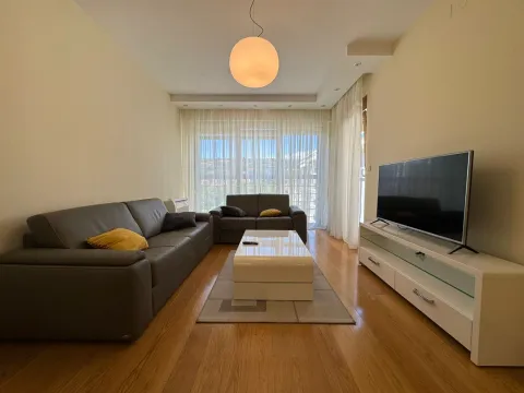Izdavanje, dvosoban stan, 71m², Preko Morače, Podgorica - image 5