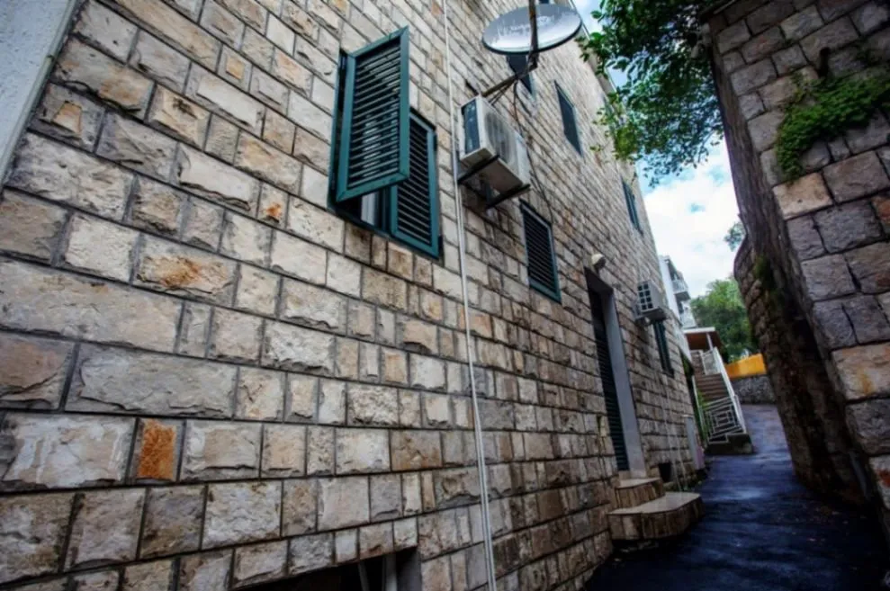 Prodaja, trosoban stan, 48m², Rafailovići, Budva