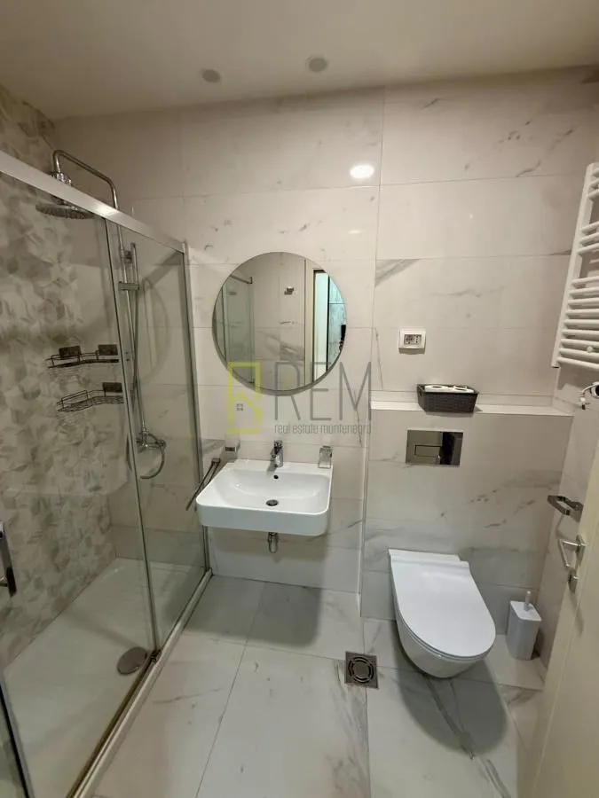 Rent, one bedroom apartment, 49m², Central Point, Podgorica
