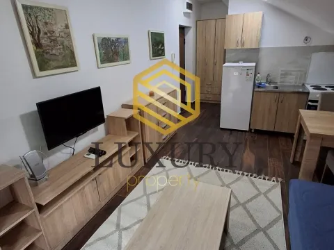 Rent, studio apartment, 25m², Dalmatinska ulica, Podgorica - image 6