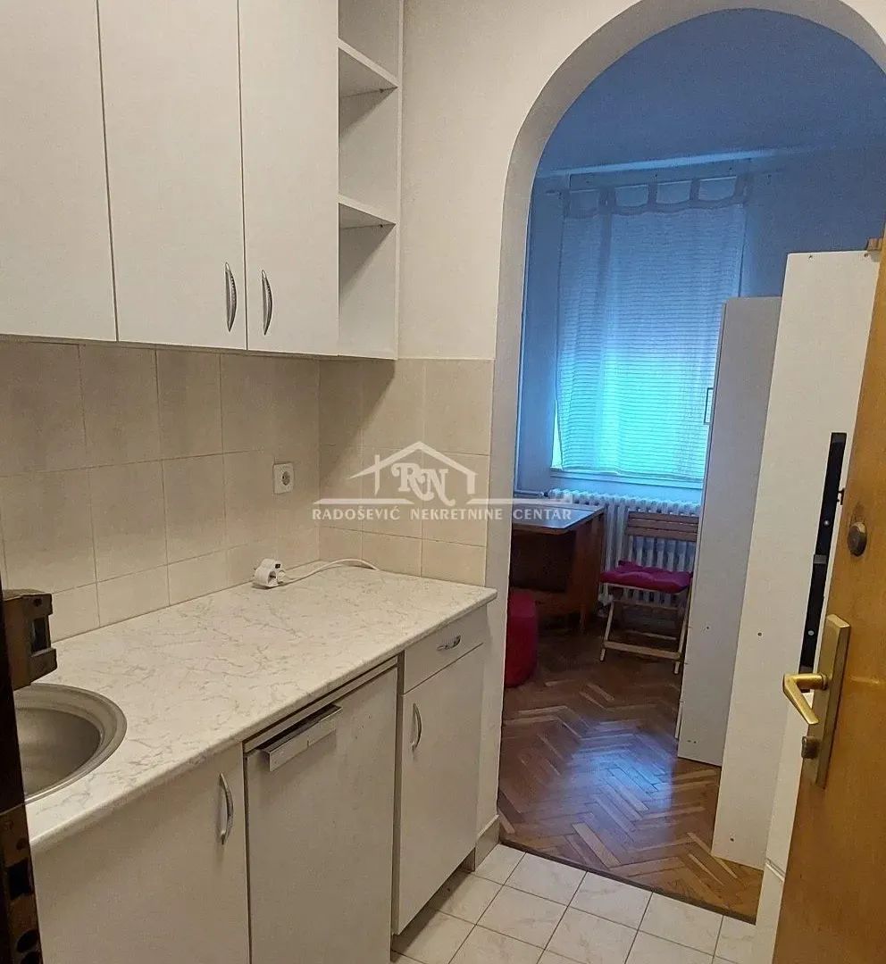 Prodaja, jednosoban stan, 15m², Podbara, Novi Sad Sve Podlokacije