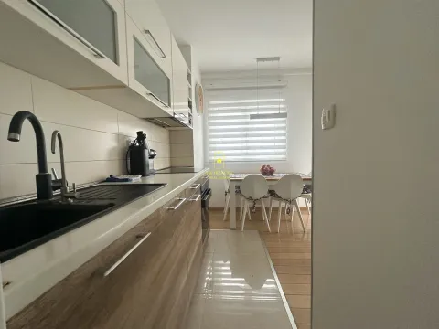 Sale, three bedroom apartment, 72m², City Kvart, Podgorica - image 6