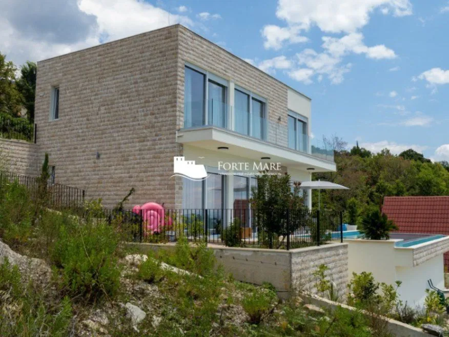 Sale, house, 260m², Podi, Herceg Novi