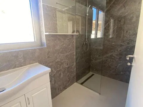 Rent, house, 11m², Blizikuće, Budva - image 15